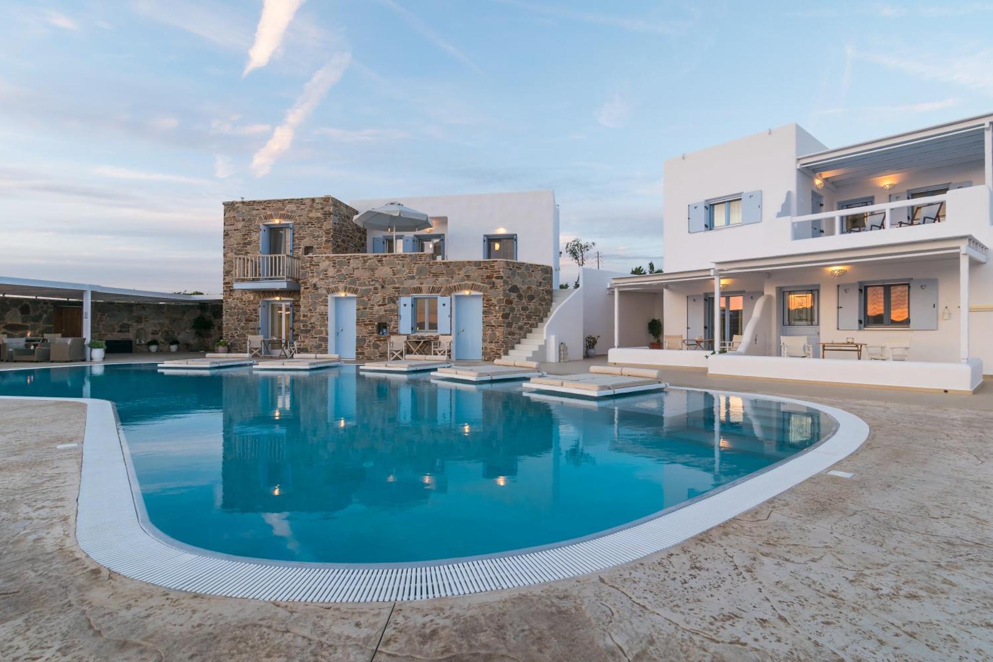 Blu Suites And Studios Адамас Экстерьер фото
